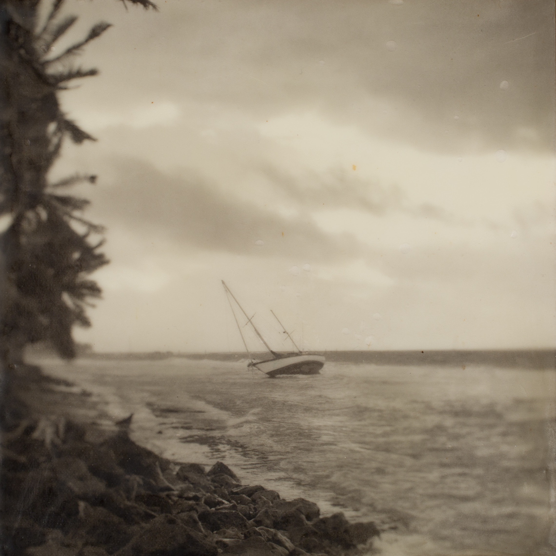 Maui, Grounded Sailboat